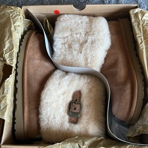 UGG Ellee size 8